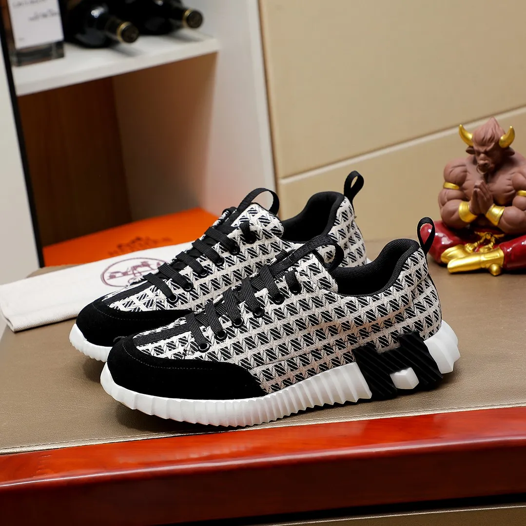 Men's shoes 💰400💰【HERMES】hot-selling men's shoes counter original items! The world's top brands...Luxury quality...//Fashion and high-end footwear 👍💪🏻...give you a low-key luxury comfort experience👍. The upper is made of pure Italian imported first-layer cowhide... 🐑 Leather lining..., comfortable and breathable, high-end and classy... luxurious and noble!! .. OEM factory shipment [Hug] stall.. Original plate. color, code number 38--44